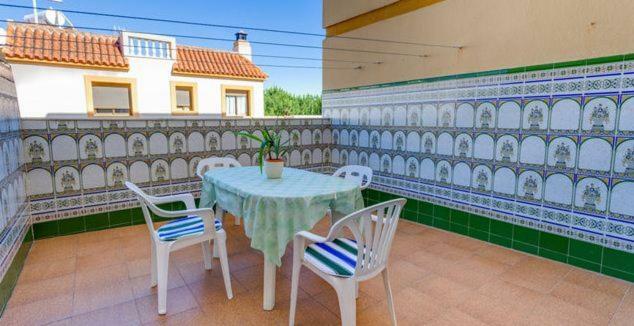 Apartamento Villa De Rota - Vista Mar, 135M2, Terraza, Sat Tv Y Mas Exteriör bild