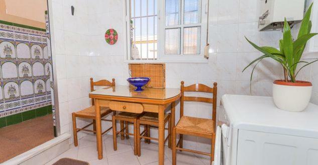 Apartamento Villa De Rota - Vista Mar, 135M2, Terraza, Sat Tv Y Mas Exteriör bild